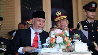 Gubernur Sumbar Mahyeldi dan Kapolda Irjen Pol Gatot Tri Suryanta