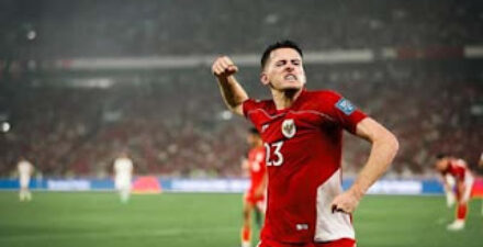 Justin Hubner Tinggalkan Wolves, Gabung Klub Belanda