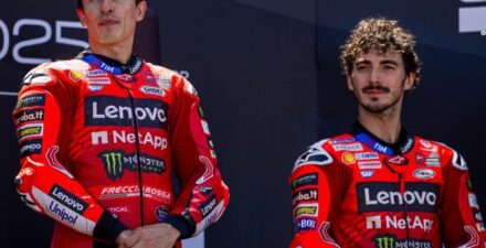 Dua pembalap Tim Ducati Lenovo, Marc Marquez dan Francesco Bagnaia.