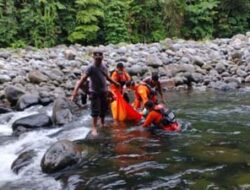 Tim SAR Evakuasi Mayat Tanpa Identitas di Padang