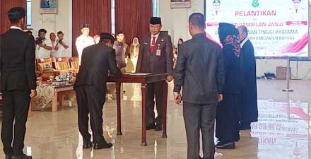 Usis I Sangkai Resmi Jabat Sekda Kapuas, Bupati Wiyatno; “Ini Amanah Besar, Bukan Sekadar Jabatan”