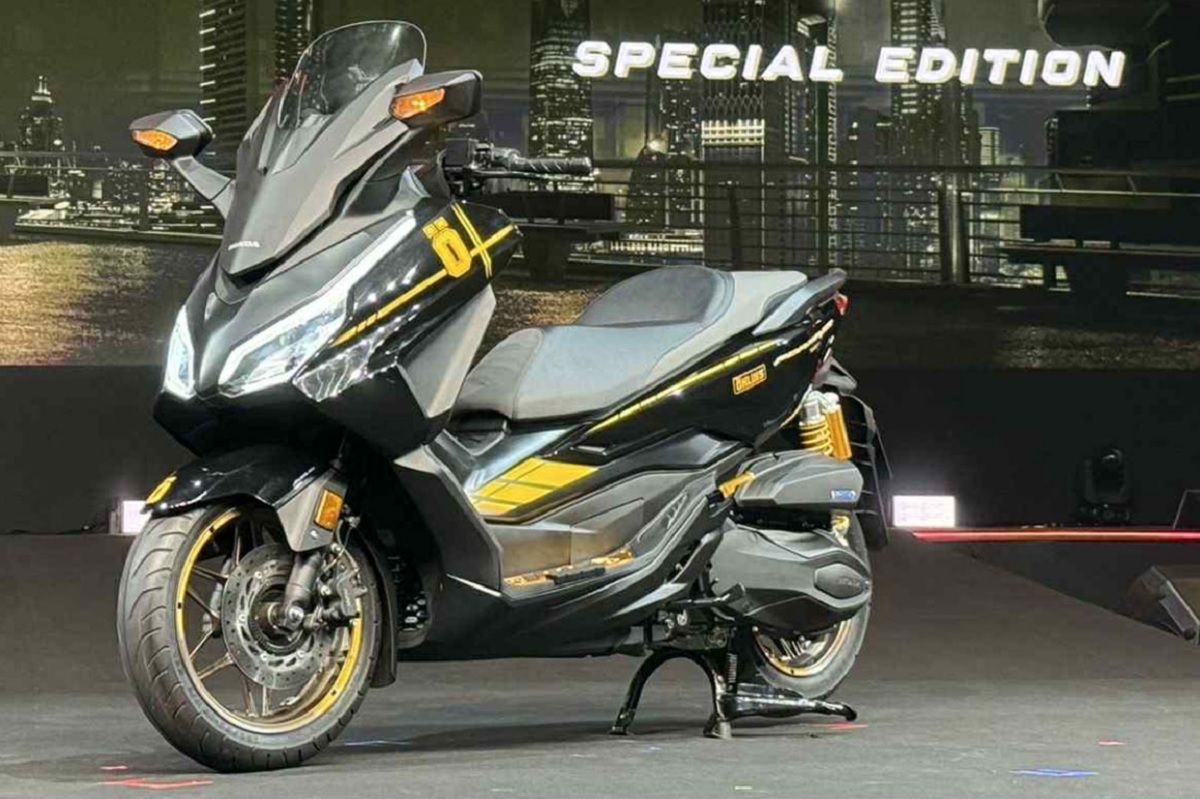 Honda Forza 350 Special Edition.