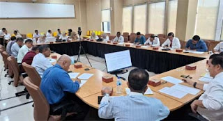 Suasana rapat rutin di Aula Bappeda Kota Solok.
