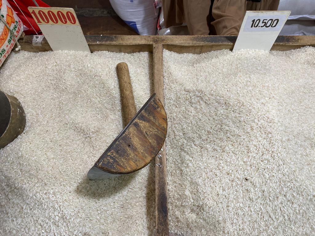 Bapanas Tegaskan Kenaikan Harga Beras Bukan karena Stok Menipis.