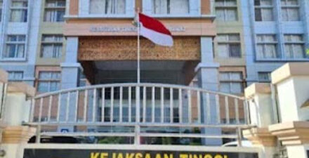 Kantor Kejati Sumbar.