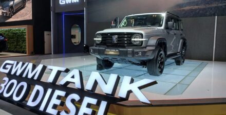 Bukan Mobil Listrik, Tank 300 Diesel Model Terlaris GWM di GIIAS 2025.