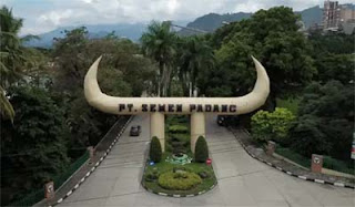 Semen Padang.