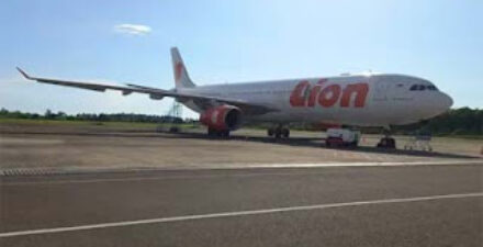 Pesawat Lion Air
