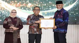 Sumatera Barat Raih Penghargaan Provinsi Layak Anak 2025