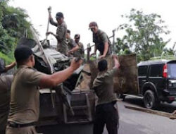 PKL Gunakan Fasilitas Umum, Satpol PP Padang Bertindak