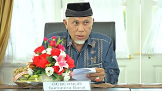Gubernur Sumatera Barat, Mahyeldi Ansharullah.