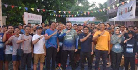 Walikota Fadly Amran mengapresiasi Exhibition Run Road to Padang City Trail 2025