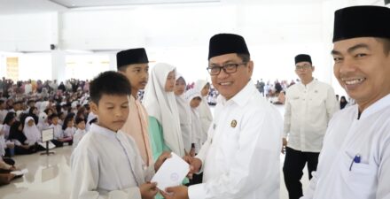 Baznas Salurkan Zakat Pendidikan Rp1,8 M untuk Ribuan Pelajar Padang Pariaman