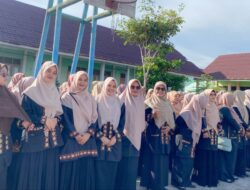 ASN Kemenag Kenakan Pakaian Motif Khas Aceh Singkil pada Upacara HUT RI ke-80