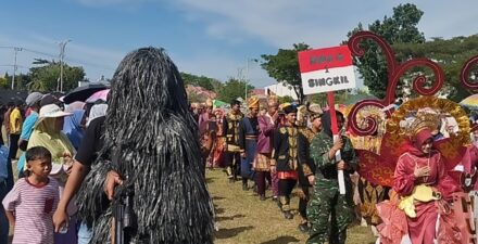 Pawai Karnaval Pelajar Aceh Singkil, Meriahkan HUT RI 80