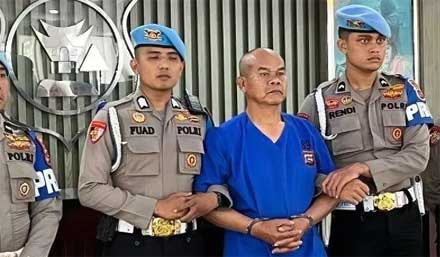 AKP Dadang Iskandar dituntut hukuman mati dalam kasus polisi tembak polisi.