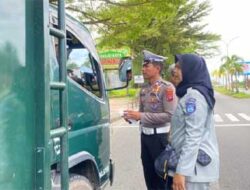 Jasa Raharja Sumbar Samsat Kota Pariaman Edukasi Tertib Bayar Pajak Kendaraan Melalui Operasi Gabungan