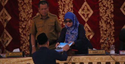 Dari Rapat Nota Keuangan dan Ranperda Perubahan APBD 2025, Wawako Payakumbuh Elzadaswarman Sampaikan Apresiasi