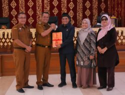 Dalam Rapat Paripurna DPRD, Pemko Payakumbuh Sampaikan Nota Keuangan dan Ranperda Tentang Perubahan APBD TA 2025
