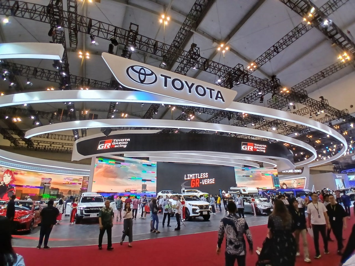 Merek Mobil Terlaris di Indonesia Agustus 2025, Toyota Teratas dan Mitsubishi Merangsek Naik.