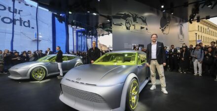 Hyundai menampilkan Concept THREE di IAA mobility 2025.