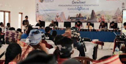 Pengadministrasian dan pendaftaran tanah ulayat.