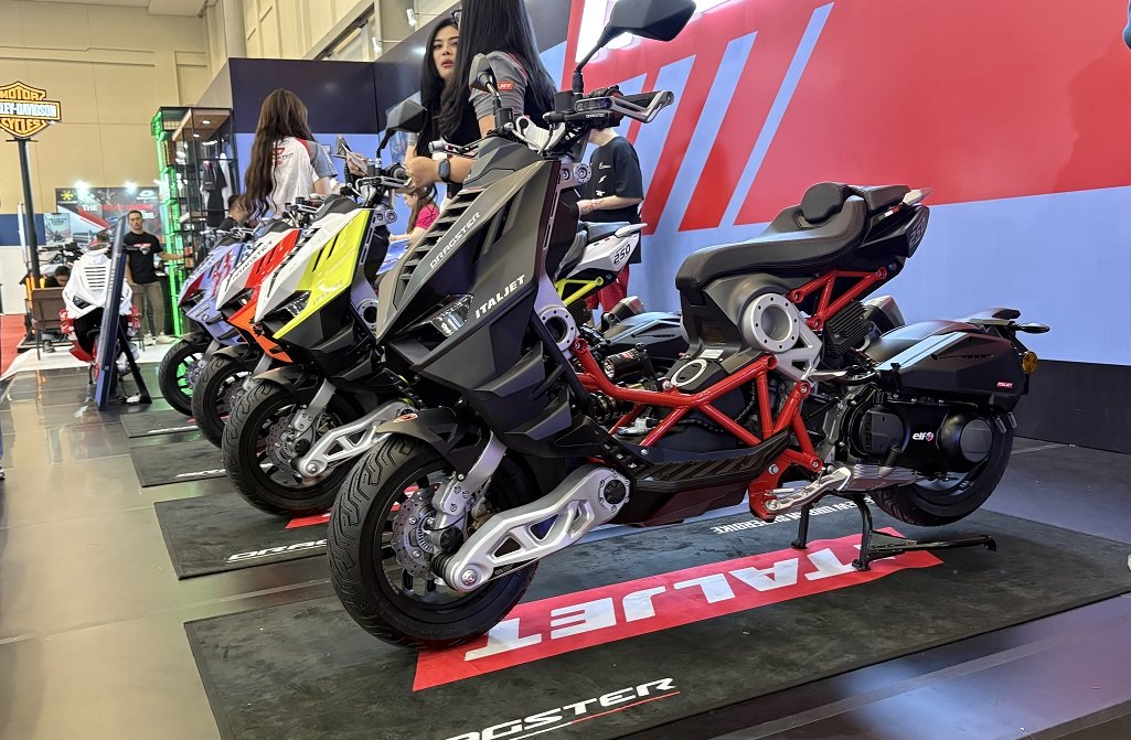 Penampakan Skutik Termahal di IMOS 2025, Harganya Setara LCGC.