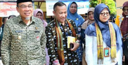 Wakil Walikota Maigus Nasir menyambut kehadiran Tim Verifaksi Penilaian Kota Sehat