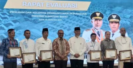 Padang Raih Penghargaan PBG Gratis Terbanyak di Sumbar.