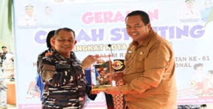 Wako Pariaman Yota Balad bersama Komando Daerah TNI Angkatan Laut (Kodaeral) II Padang