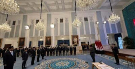 Presiden Prabowo Subianto resmi melantik empat menteri