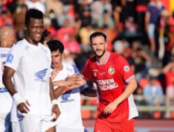 Persita Terpuruk di Dasar Klasemen, PSM Tertahan di Papan Bawah