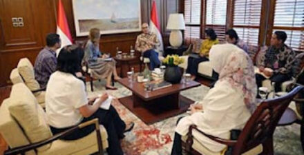 Pertemuan Kemlu RI diwakili Wamenlu Armanatha Nasir