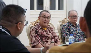 Pemerintah Kota Padang Panjang menerima hibah