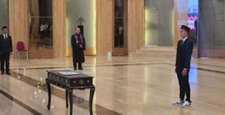 Miliano Jonathans sumpah WNI.