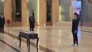 Miliano Jonathans sumpah WNI.