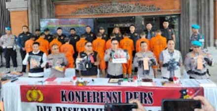 Kapolda Bali Irjen Pol Daniel Adityajaya mengumumkan hasil penyidikan terkait kericuhan