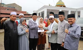 Wakil Walikota Maigus Nasir meresmikan kelanjutan pembangunan Masjid Nurul Yaqin Balai Gadang