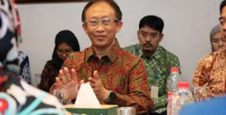 Direktur Retail dan Niaga PLN, Adi Priyanto