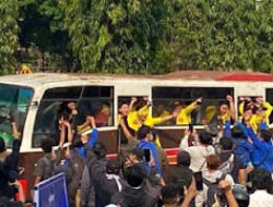 Prabowo Setuju Hapus Tunjangan dan Stop Kunker DPR