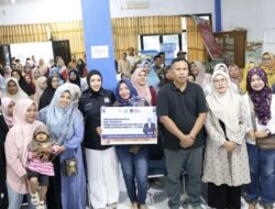 1.000 KK Warga Kota Pariaman Kebanjiran Bibit Unggul dari Aspirasi Anggota DPR RI Dorong Ketahanan Pangan & Ekonomi