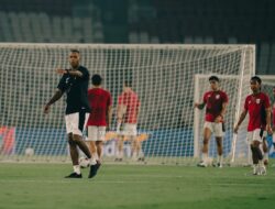 Adu Taktik Kluivert vs Renard, Siapa Unggul di Kualifikasi Piala Dunia 2026?