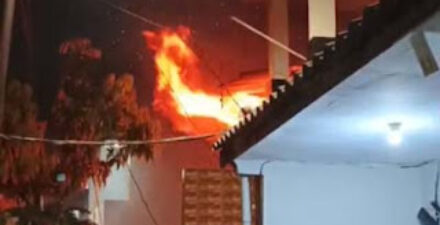 Kebakaran di Pengadegan Pancoran pada Minggu (12/10/2025).