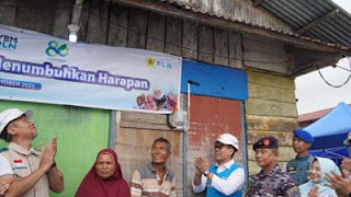 PLN lakukan penyalaan listrik gratis baru untuk masyarakat.