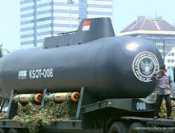 HUT ke-80 TNI, Debut Kapal Selam Otonom KSOT-008 Jadi Sorotan