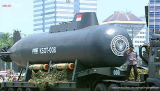 Kapal Selam Otonom buatan anak bangsa debut di HUT ke-80 TNI.
