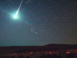 Meteor Jatuh di Laut Jawa, Warga Cirebon Sempat Dengar Dentuman Keras