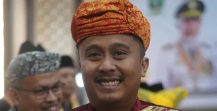 Semangat Peringatan HUT Ke-80 Sumbar Pemerintah Daerah Mengajak Masyarakat Aktif Mendukung Program Pembangunan, Harap Wagub Vasko