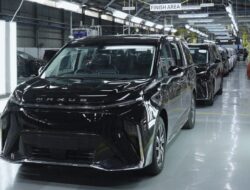Maxus Serahkan Mifa 7 dan Mifa 9 Rakitan Lokal, Tanda Era Baru MPV Listrik Indonesia