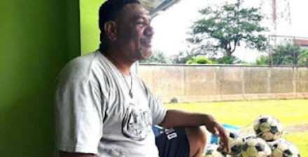 Sepak Bola Indonesia Berduka, Herman Pulalo Tutup Usia